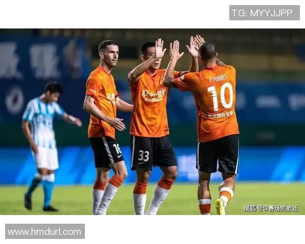 比勒菲与门兴激战正酣谁能在德甲赛场上笑到最后